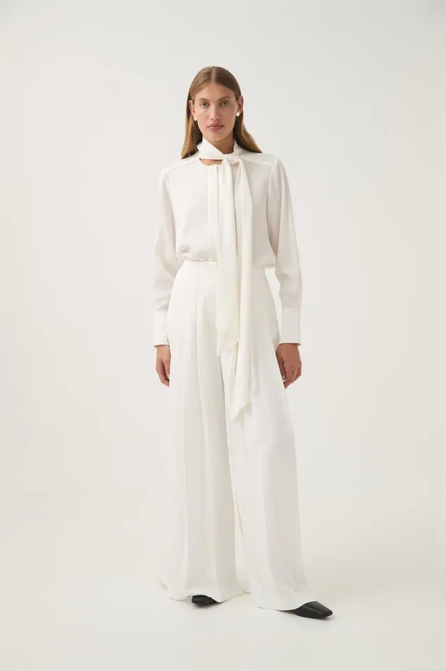 Aje Tops Dura Pussy Bow Blouse Ivory 8211 Women Aje Tops Dura Pussy Bow Blouse Ivory 8211 Women