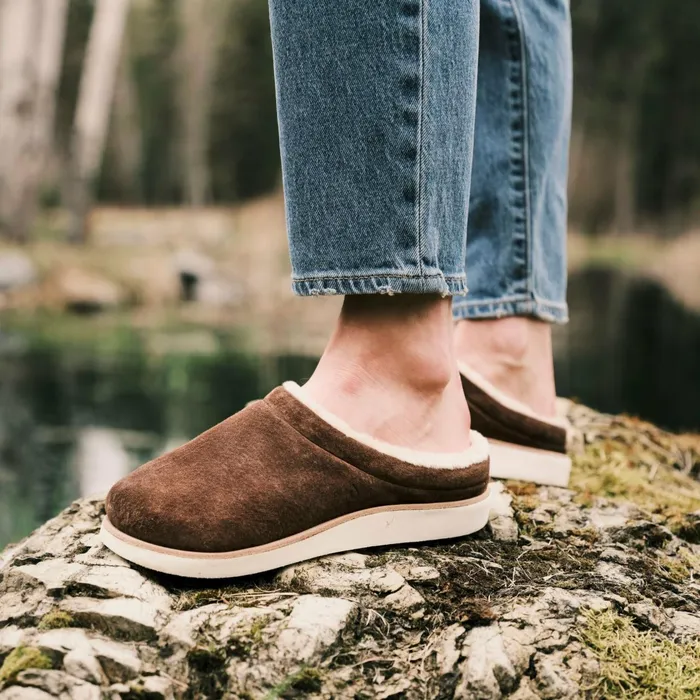 Arch Support Women Olukai Mani 8211 Dark Oak Golden Sand ndash OluKai