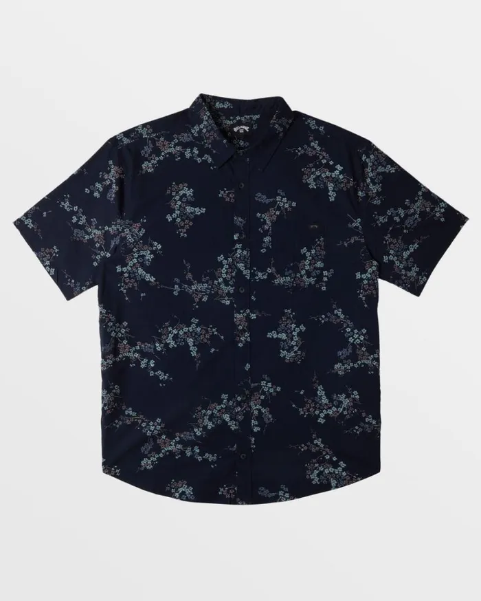 Billabong Sundays Mini Short Sleeve Shirt Dark Navy Mens Shirts Billabong Sundays Mini Short Sleeve Shirt Dark Navy Mens Shirts