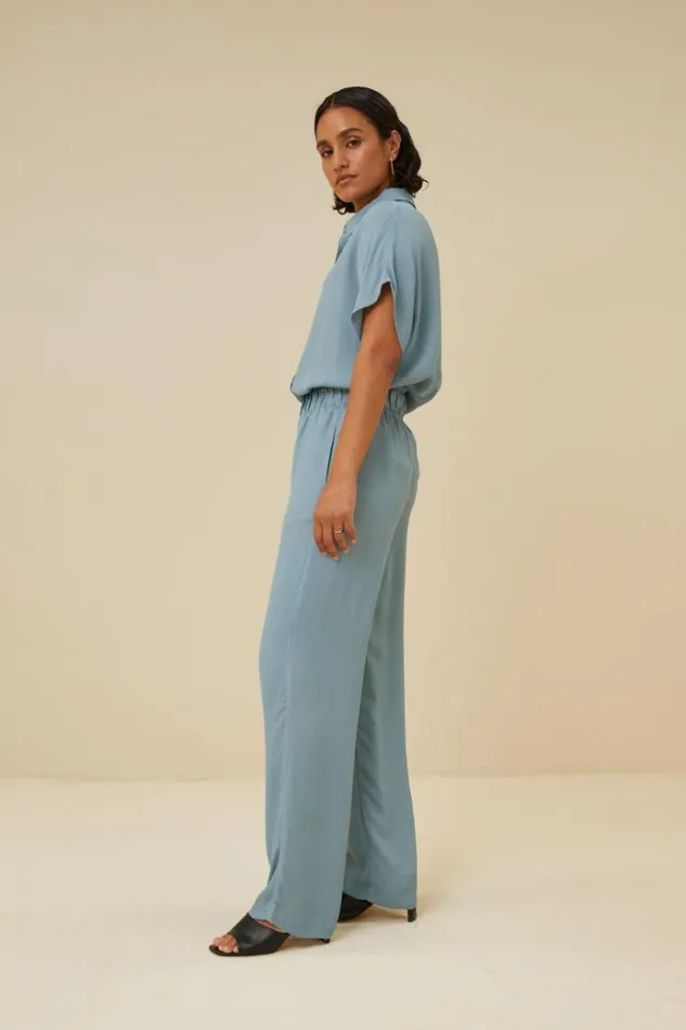 ByBar Broeken Vrouwelijk Robyn Satin Stripe Pant Ocean ByBar Broeken Vrouwelijk Robyn Satin Stripe Pant Ocean
