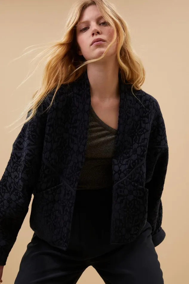 ByBar Jassen Vrouwelijk Flora Jacquard Jacket Midnight ByBar Jassen Vrouwelijk Flora Jacquard Jacket Midnight