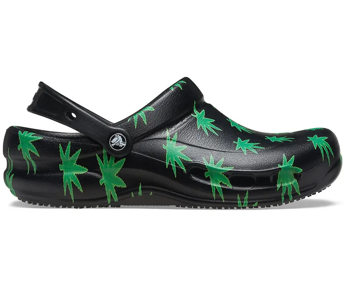 Clogs Crocs WomenMen Bistro Graphic Clog Black Green