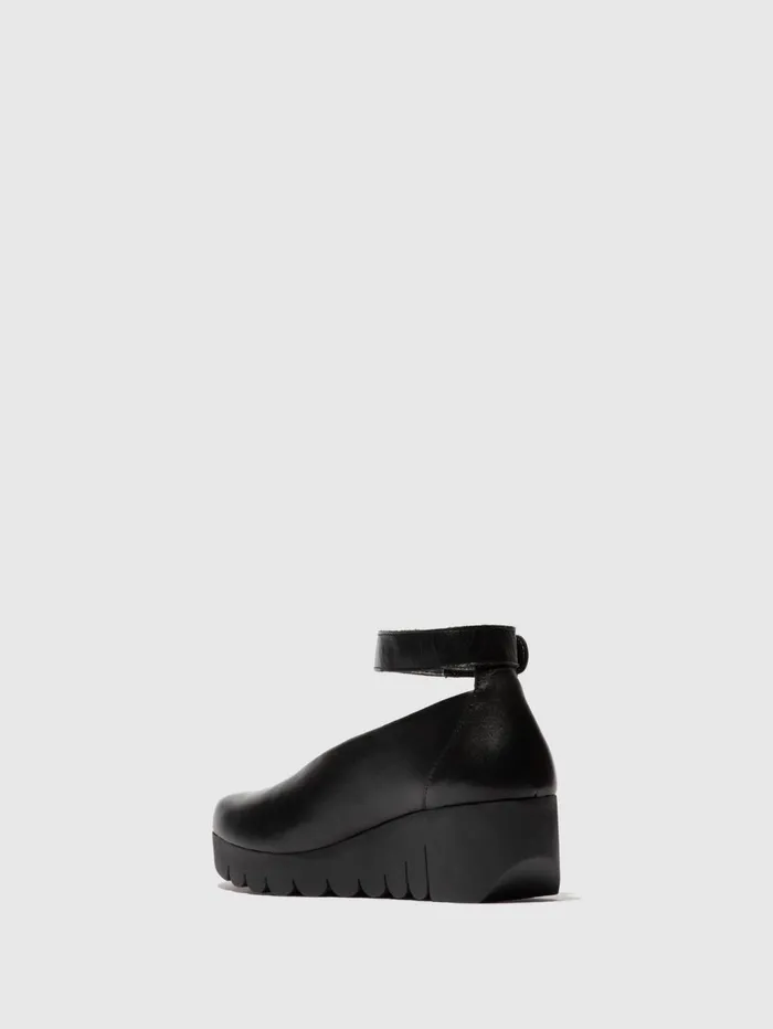 Closed Shoes VILY161FLY BLACK Women Fly London Shoes
