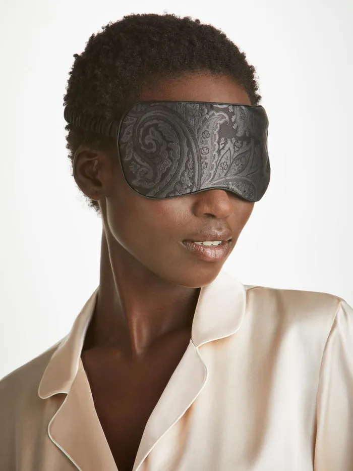 Derek Rose Eye Masks MenWomen Eye Mask Verona 67 Silk Satin Black