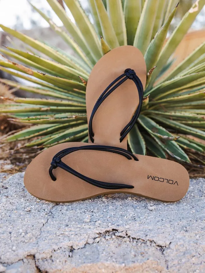 Forever And Ever II Sandals 8211 Black Womens Volcom Sandals