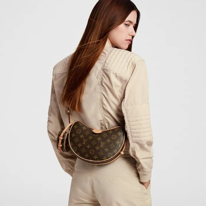 Louis Vuitton M46828 Croissant MM Monogram 8211 Louis Vuitton Handbag Store Women Louis Vuitton Loop Hobo Bag