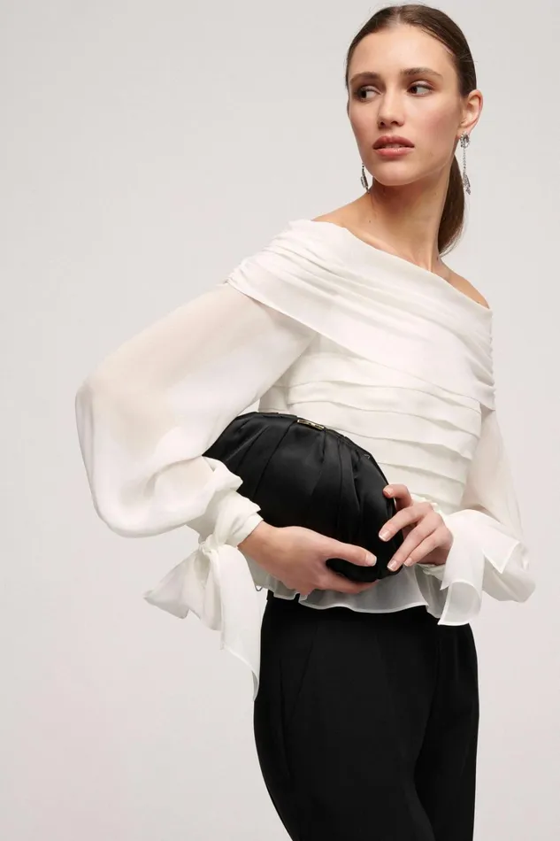 Luisa Spagnoli Clutch And Pochette Women Ilam Blacklight Gold Luisa Spagnoli Clutch And Pochette Women Ilam Blacklight Gold