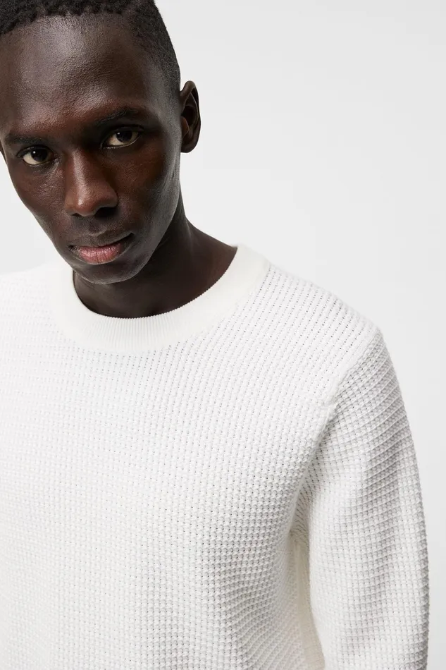 Men Arthur Knit Org Cotton Cloud White JLindeberg Knitwear Men Arthur Knit Org Cotton Cloud White JLindeberg Knitwear