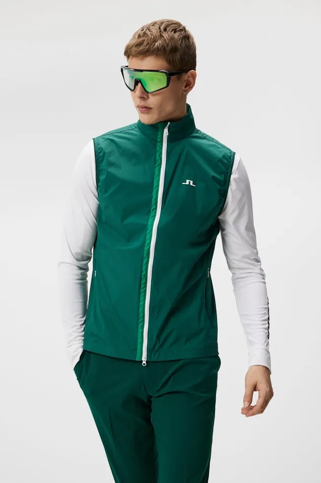 Men Ash Light Packable Vest Rain Forest JLindeberg Gilets