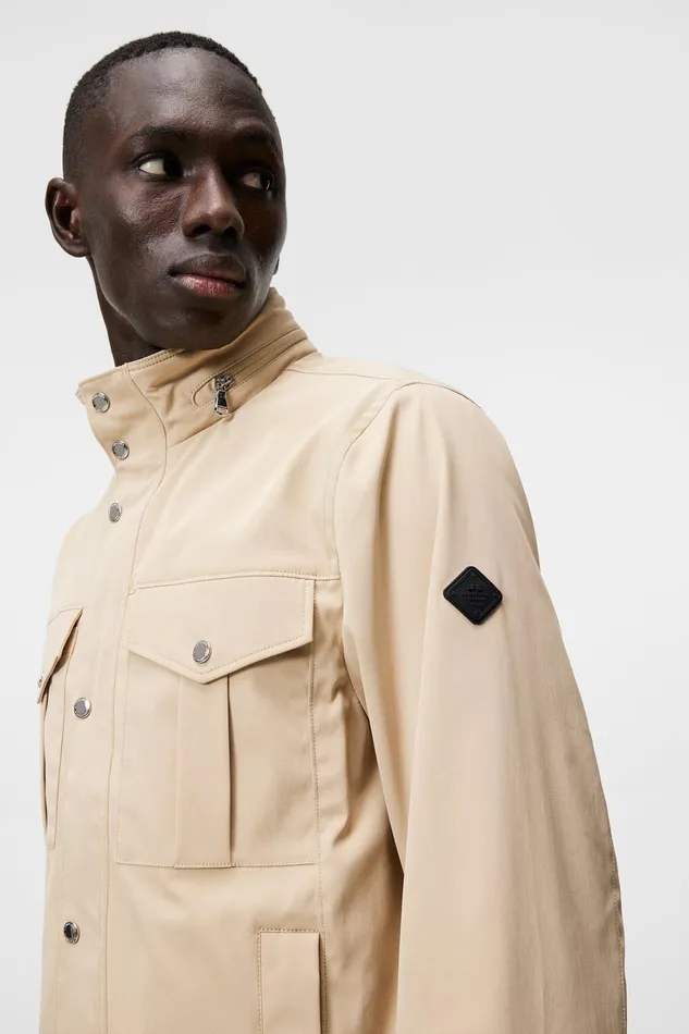 Men Bailey Poly Jacket Safari Beige JLindeberg Jackets Men Bailey Poly Jacket Safari Beige JLindeberg Jackets