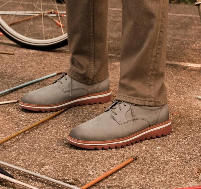 Men Johnston and Murphy LaceUps Braydon Plain Toe Gray Oiled Nubuck