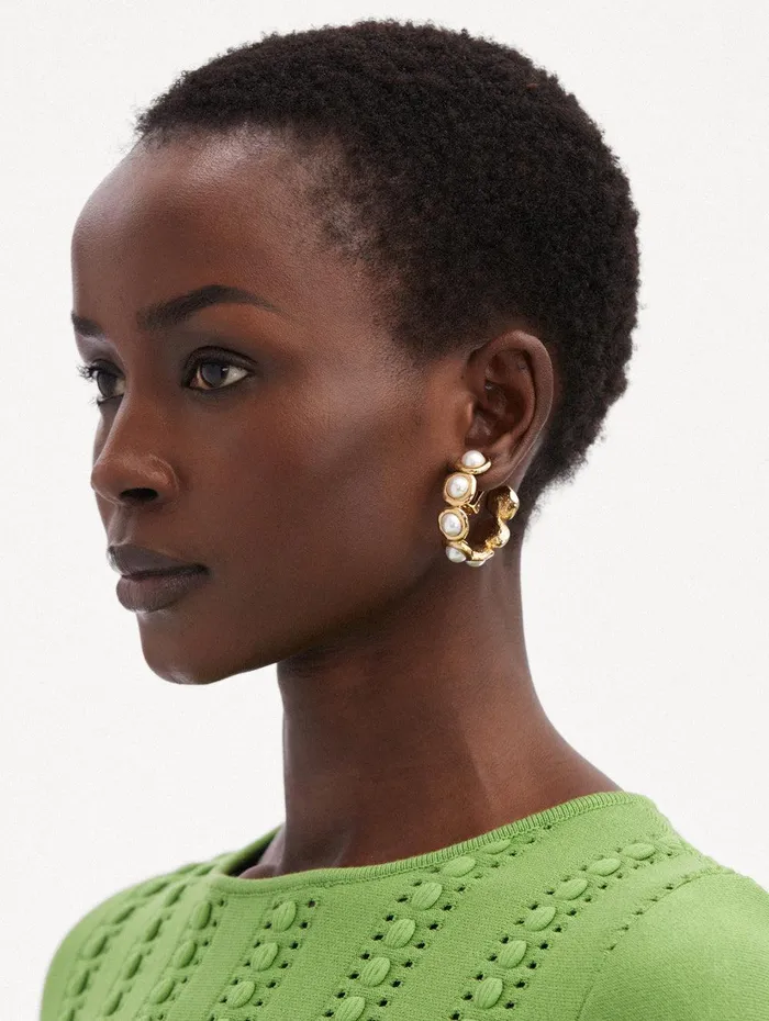 Pearl Sphere Hoop ClipOn Earrings Pearl Women Oscar De La Renta Earrings Pearl Sphere Hoop ClipOn Earrings Pearl Women Oscar De La Renta Earrings