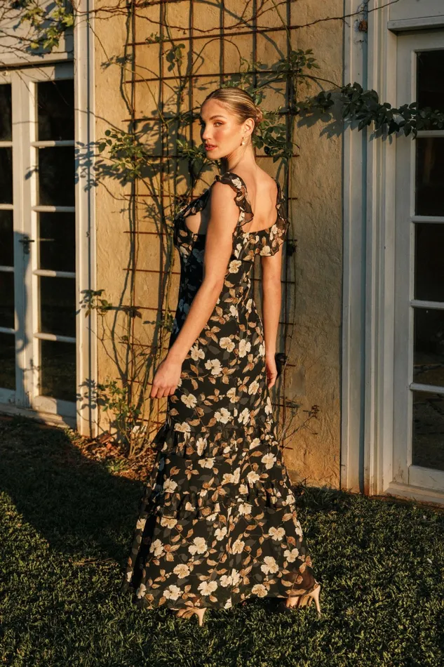 Petal and Pup Event Dresses Women Irelynn Maxi Dress Black Floral