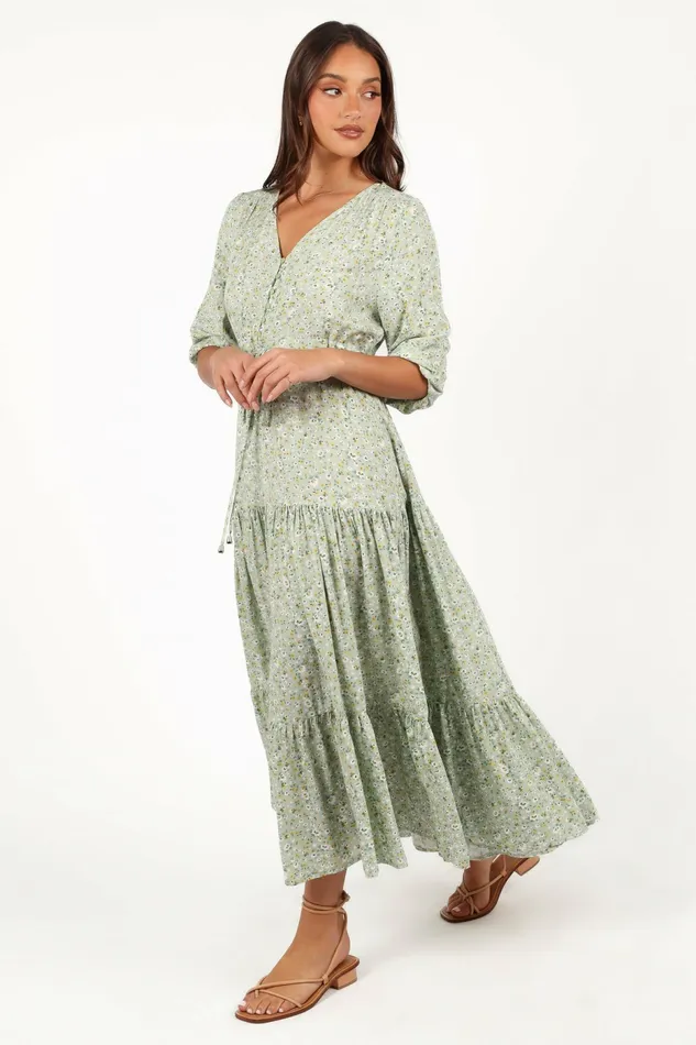 Petal and Pup Kelda Dress Floral Print Women Floral Dresses