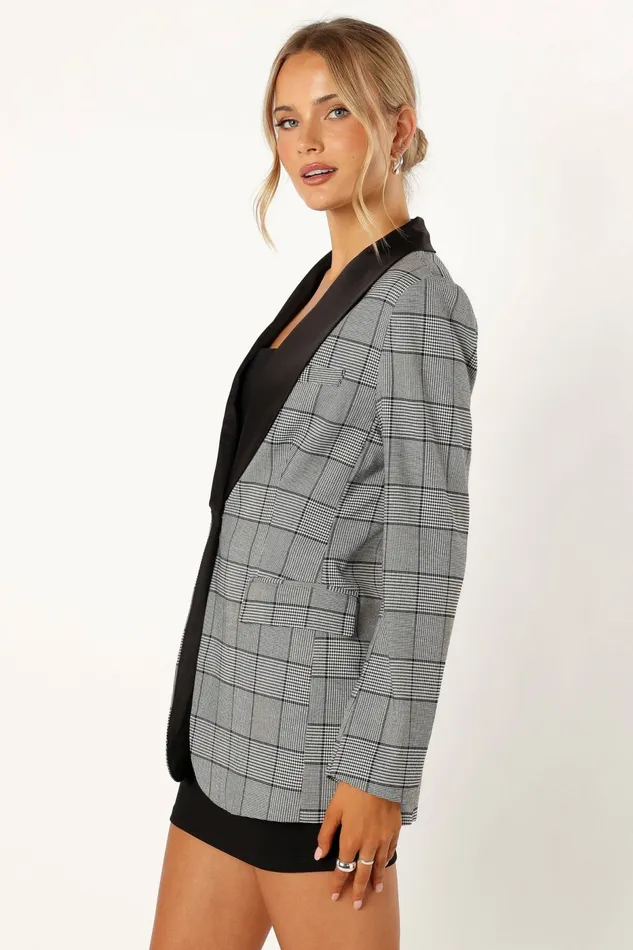 Petal and Pup Veronica Contrast Lapel Blazer Grey Women Blazers
