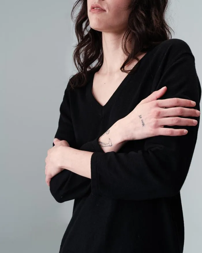 PULL NOIR NAIVE Shop Grace and Mila Plain Jumpers