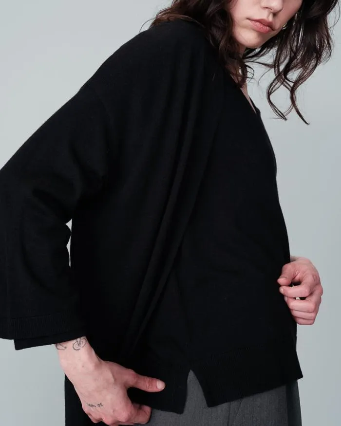 PULL NOIR NAIVE Shop Grace and Mila Plain Jumpers