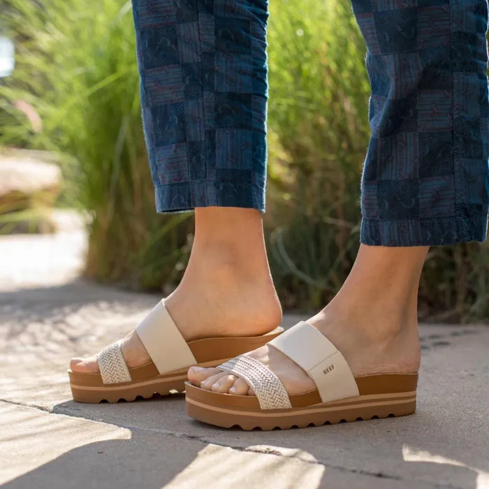 Reef Cushion Vista Hi Vintage Women Sandals Reef Cushion Vista Hi Vintage Women Sandals