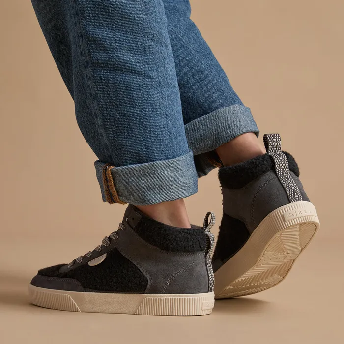 Reef Lay Day Hi Raven Cozy Women Shoes