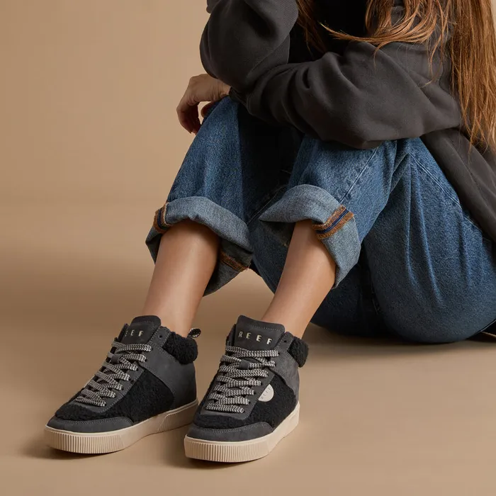 Reef Lay Day Hi Raven Cozy Women Shoes