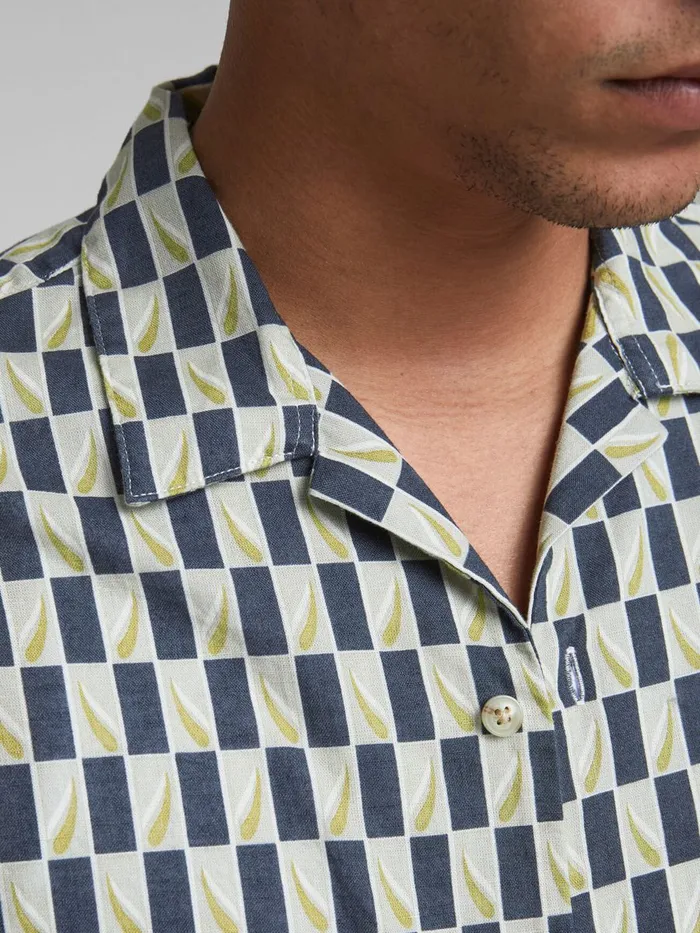Shirts JACK and JONES Mens PRINTED RESORT SHORT SLEEVED SHIRT White Cloud Dancer Gift Ideas