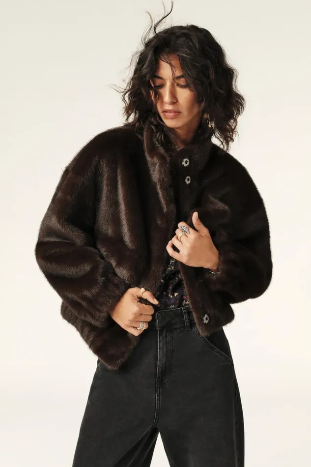 Short LooseFitting Jacket Paros OffWhite Women Baandsh Jackets and Coats