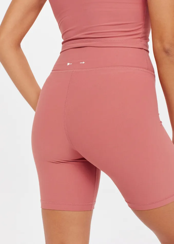 Shorts PEACHED 6IN SPIN SHORT THE UPSIDE Women Shorts PEACHED 6IN SPIN SHORT THE UPSIDE Women