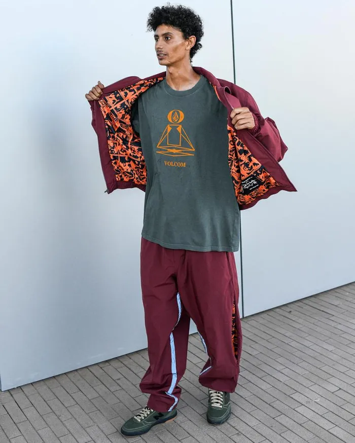 Skate Vitals Remy Stratton Short Sleeve Tee 8211 Dark Slate Mens Volcom Tops and Tees Skate Vitals Remy Stratton Short Sleeve Tee 8211 Dark Slate Mens Volcom Tops and Tees