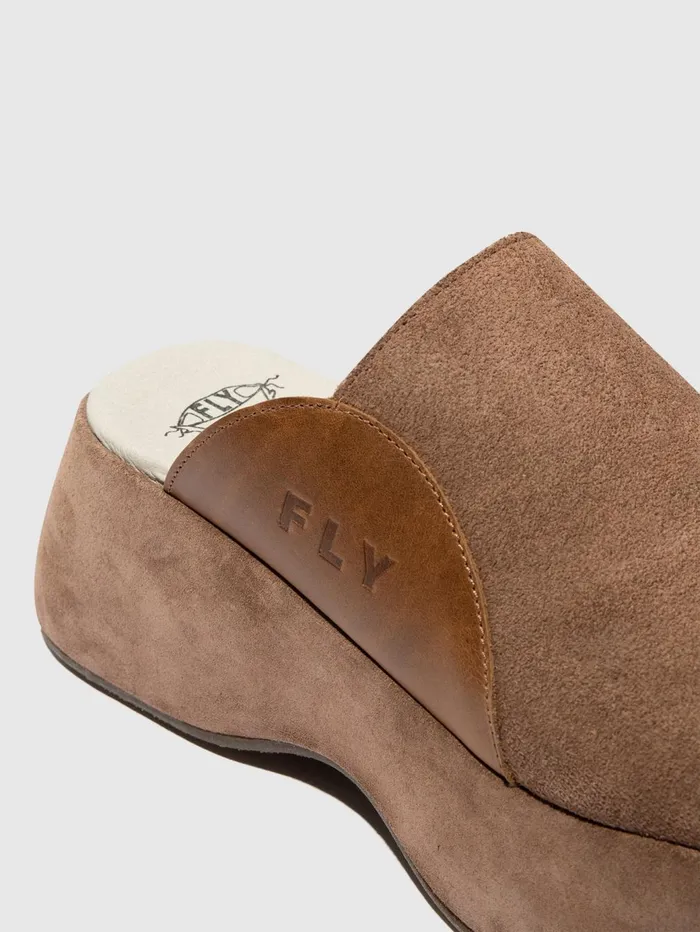 Slipon Mules BEZI078FLY TAUPECAMEL Women Fly London Mules
