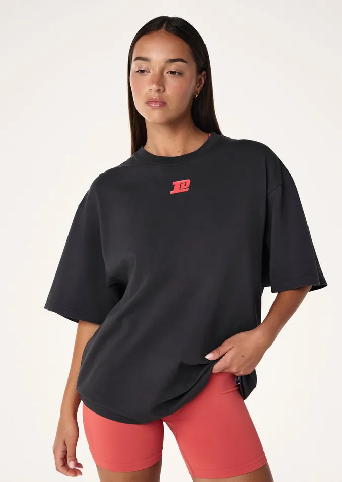 Tees PE Nation Women PLAYFIELD TEE IN WASHED BLACK