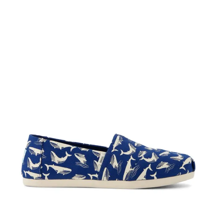 Toms TOMS Classics Alpargata Cloudbound Blue Glow In The Dark Whales 8211 Women Toms TOMS Classics Alpargata Cloudbound Blue Glow In The Dark Whales 8211 Women
