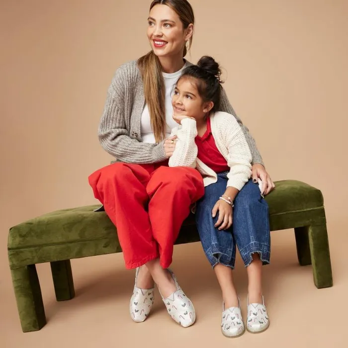 Toms TOMS Classics Alpargata Kids Shoe Silver Shimmer Embroidered Candy Canes 8211 WomenKids