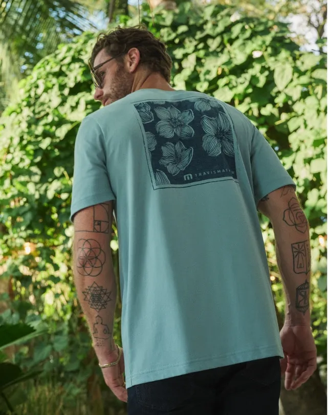 TravisMathew CATAMARAN COAST TEE Cameo Men Tees