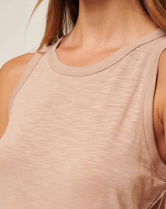 TravisMathew CLOUD JERSEY TANK Natural Women Tees TravisMathew CLOUD JERSEY TANK Natural Women Tees