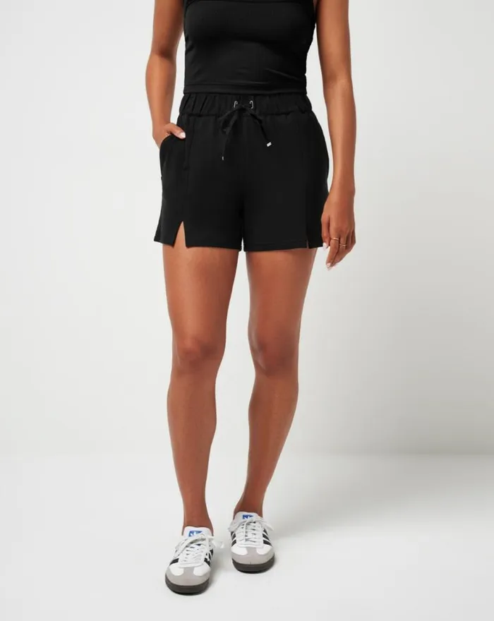 TravisMathew HIDDEN LOCAL SHORT Black Women Shorts