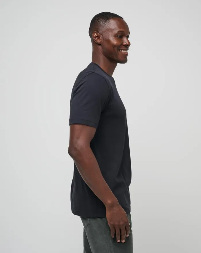 TravisMathew LAGUNA SUN TEE Black Men Tees TravisMathew LAGUNA SUN TEE Black Men Tees