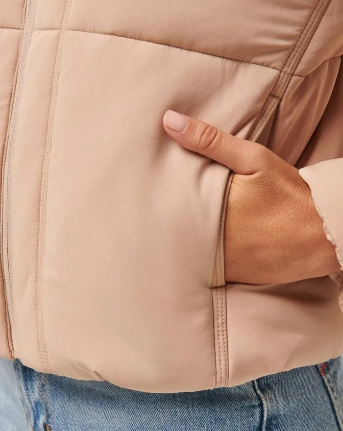 TravisMathew MONT BLANC PUFFER Natural Women Jackets