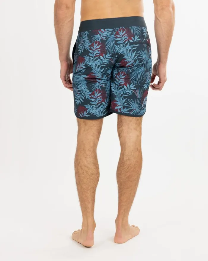 TravisMathew PARTY HEARTY BOARDSHORT Blue Nights Men Shorts TravisMathew PARTY HEARTY BOARDSHORT Blue Nights Men Shorts