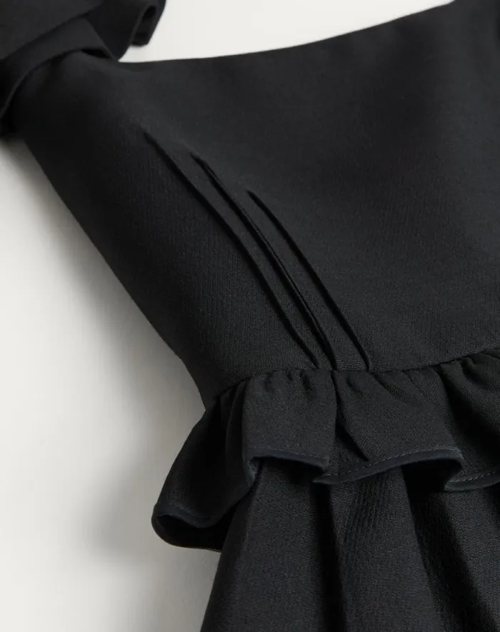 Valentino Dresses Woman Crepe Couture Short Dress For Woman In Black Black Valentino Dresses Woman Crepe Couture Short Dress For Woman In Black Black