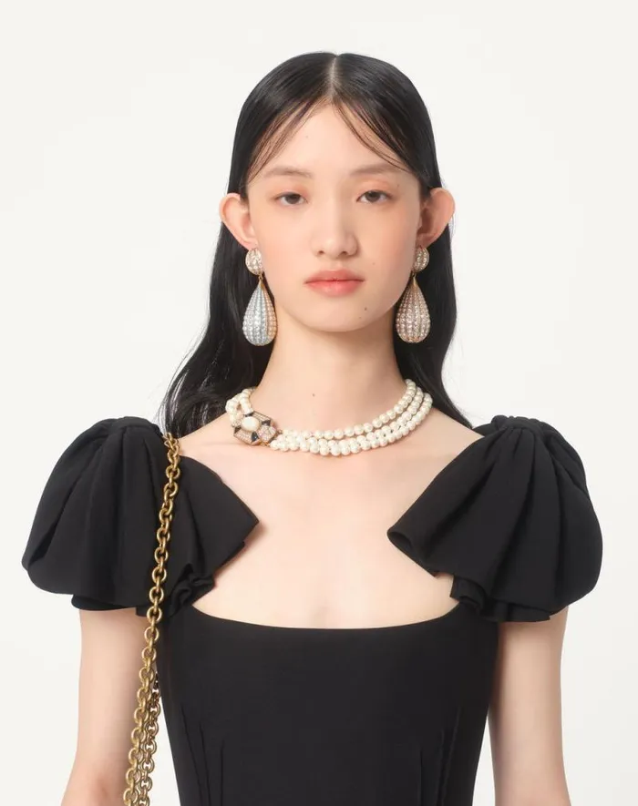 Valentino Dresses Woman Crepe Couture Short Dress For Woman In Black Black Valentino Dresses Woman Crepe Couture Short Dress For Woman In Black Black