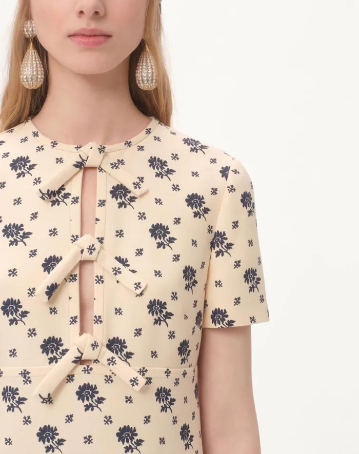 Valentino Dresses Woman Short Dress In Crepe Couture Fiorellino Blu Papier Floral For Woman In Latteblue Latteblue Valentino Dresses Woman Short Dress In Crepe Couture Fiorellino Blu Papier Floral For Woman In Latteblue Latteblue