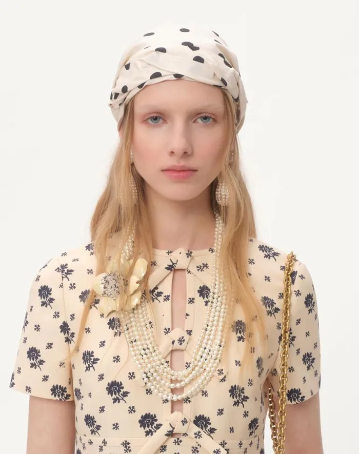 Valentino Dresses Woman Short Dress In Crepe Couture Fiorellino Blu Papier Floral For Woman In Latteblue Latteblue Valentino Dresses Woman Short Dress In Crepe Couture Fiorellino Blu Papier Floral For Woman In Latteblue Latteblue