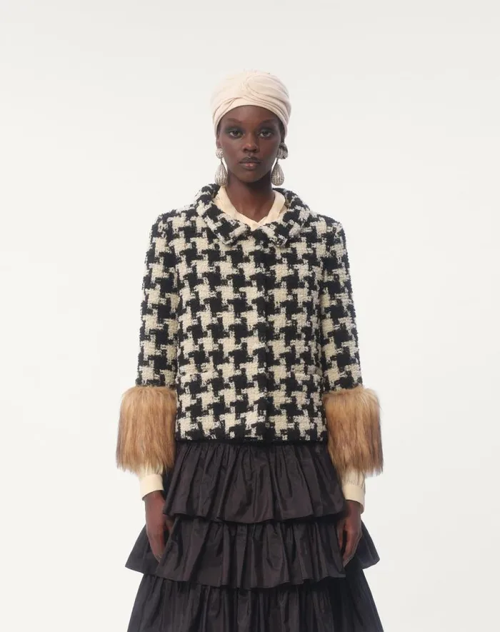 Valentino Jackets And Blazers Woman Macro Pied De Poule Tweed Jacket For Woman In Ivoryblack Ivoryblack Valentino Jackets And Blazers Woman Macro Pied De Poule Tweed Jacket For Woman In Ivoryblack Ivoryblack