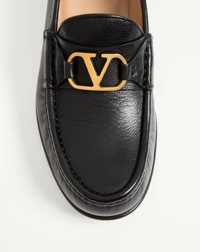 Valentino Loafers And Oxfords Woman Vlogo Signature Buffalo Loafer 20mm For Woman In Black Black Valentino Loafers And Oxfords Woman Vlogo Signature Buffalo Loafer 20mm For Woman In Black Black