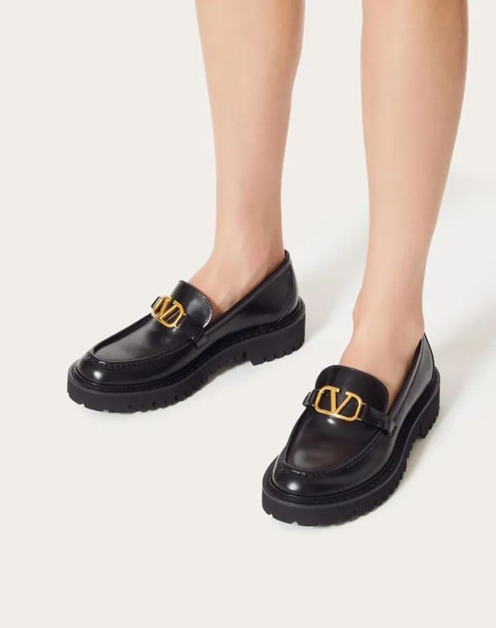 Valentino Loafers And Oxfords Woman Vlogo Signature Calfskin Loafer For Woman In Black Black Valentino Loafers And Oxfords Woman Vlogo Signature Calfskin Loafer For Woman In Black Black