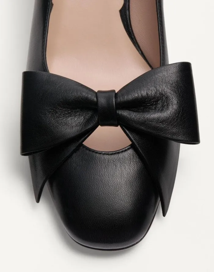 Valentino Pumps Woman Bowow Pumps In Kidskin 45mm For Woman In Ivory Ivory