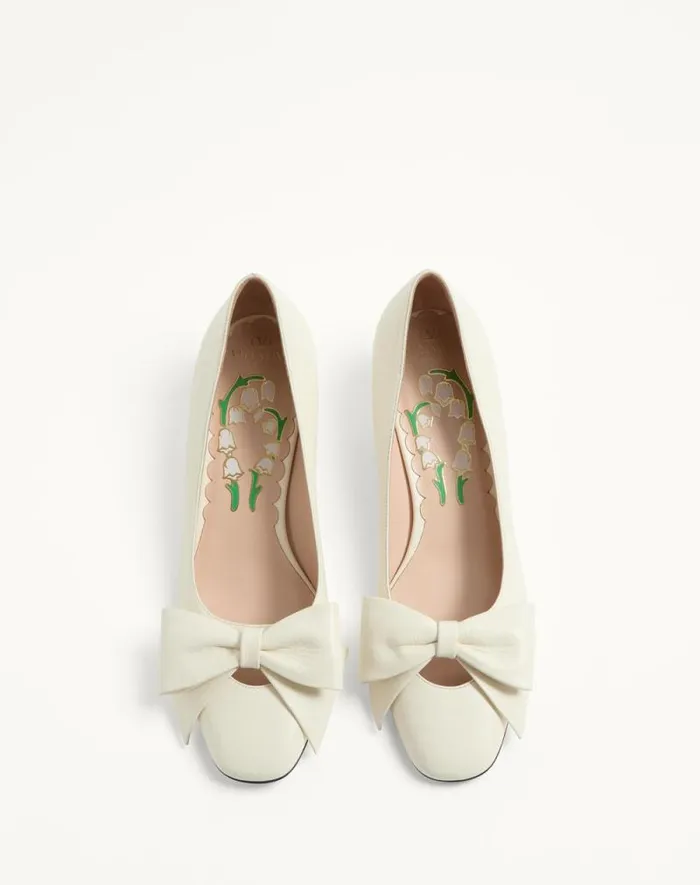 Valentino Pumps Woman Bowow Pumps In Kidskin 45mm For Woman In Ivory Ivory