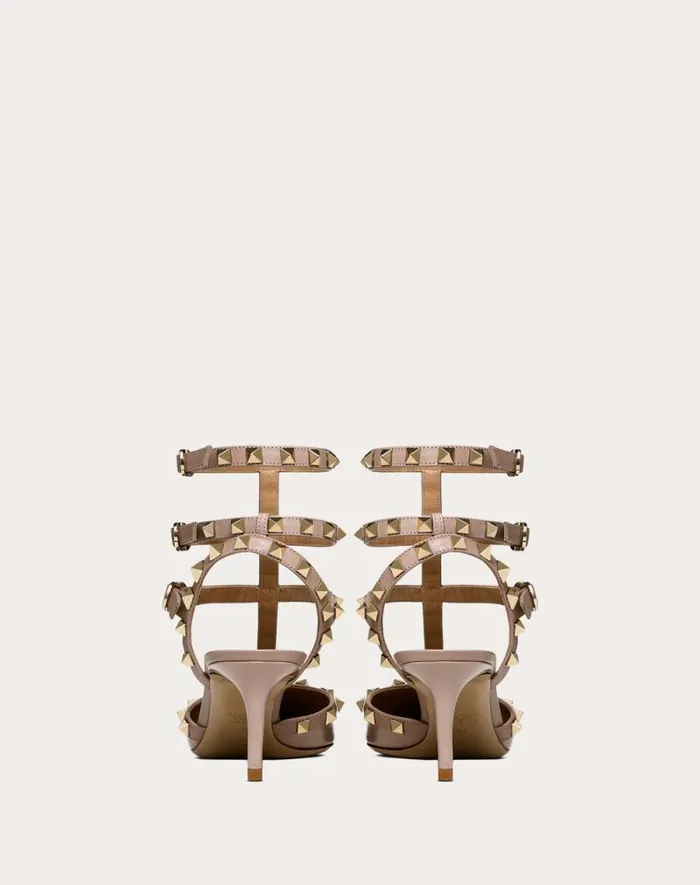 Valentino Pumps Woman Rockstud Caged Pump 65mm For Woman In Poudre Poudre Valentino Pumps Woman Rockstud Caged Pump 65mm For Woman In Poudre Poudre