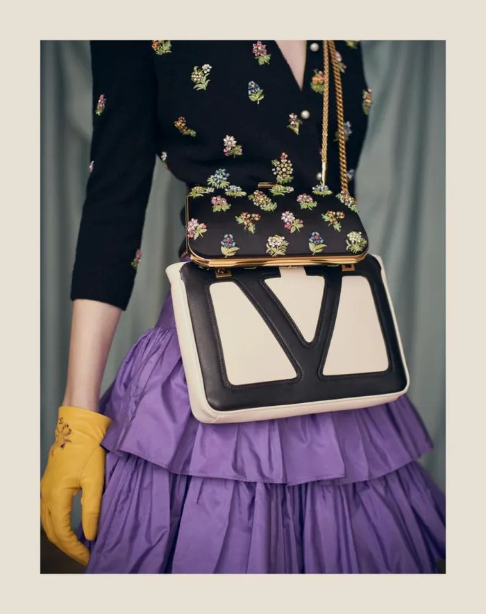 Valentino Shoulder Bags WomanMan Valentino Garavani Viva Superstar Medium Nappa Leather Shopping Bag For Woman In Blackbrown Blackbrown