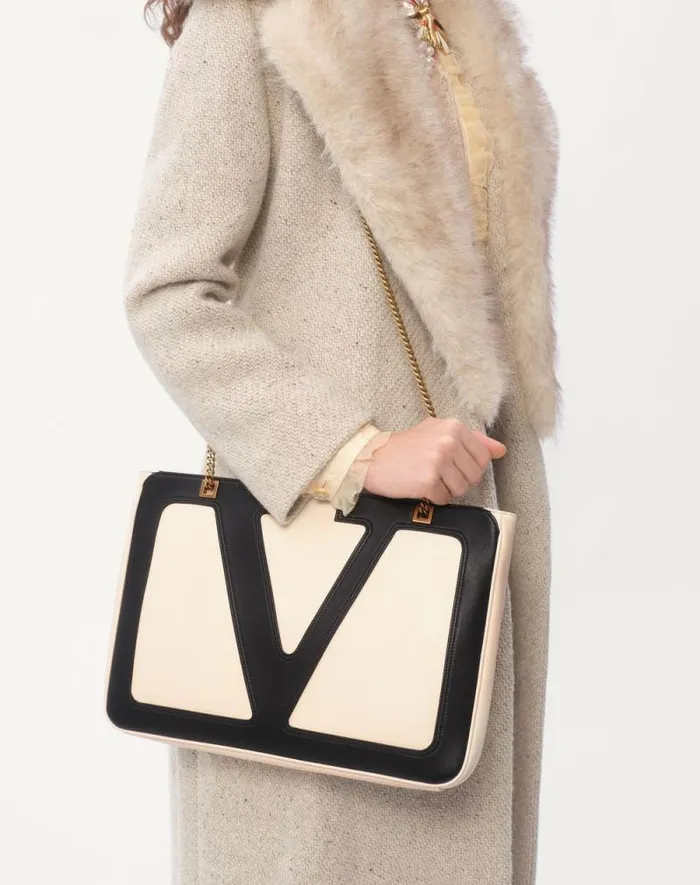 Valentino Shoulder Bags WomanMan Valentino Garavani Viva Superstar Medium Nappa Leather Shopping Bag For Woman In Blackbrown Blackbrown